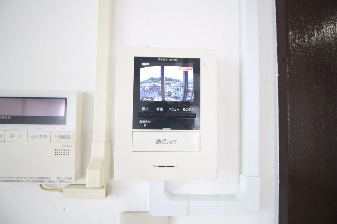 3LDK Corner Apartment for Sale in Shimonoseki with Sea View - Thumbnail 4