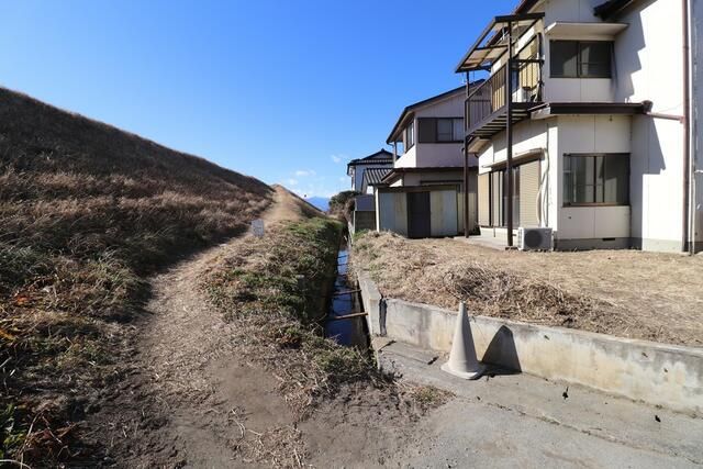 Renovation-Ready 3DK House for Sale in Fuefuki, Yamanashi - Thumbnail 4