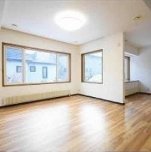 4LDK House with Garage for Sale in Sapporo's Seita Ward - Thumbnail 2