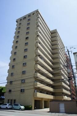 3LDK Akita City Apartment for Sale with 12.4% Rental Yield - Thumbnail 3
