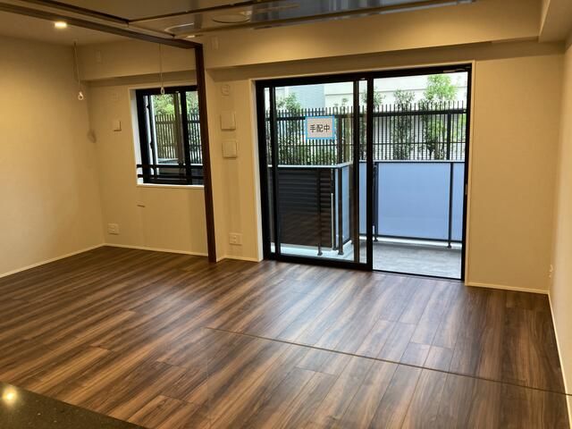 Modern 2SLDK Apartment near Chikawa Station, Toshima, Tokyo - Thumbnail 3