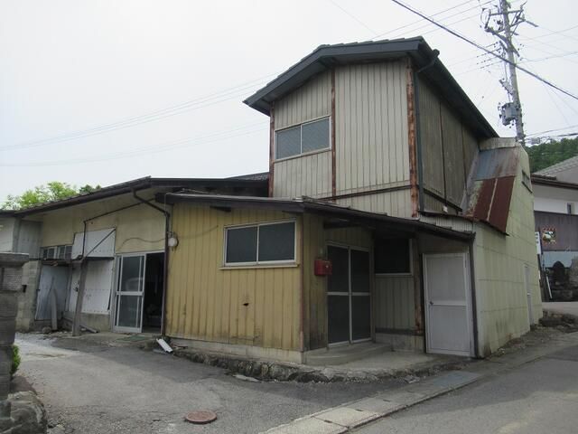 5DK House with Large Warehouse for Sale in Suwa, Nagano - Thumbnail 2