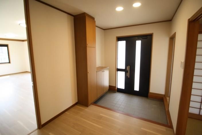 7SLDK Detached House for Sale in Takamatsu, Kagawa - Thumbnail 4