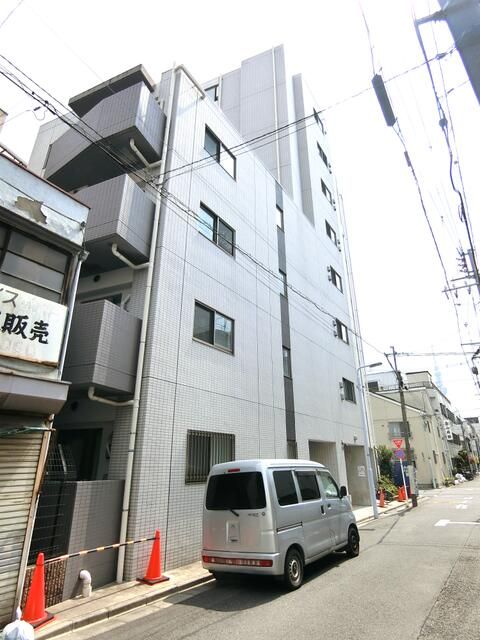 1LDK Apartment for Sale in Taito-ku, Tokyo Near Minami-Senju Station - Thumbnail 4
