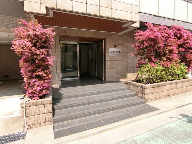 1LDK Apartment for Sale in Taito-ku, Tokyo Near Minami-Senju Station - Image 1