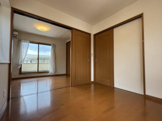 5LDK Detached House for Sale in Matsuyama, Ehime - Thumbnail 4