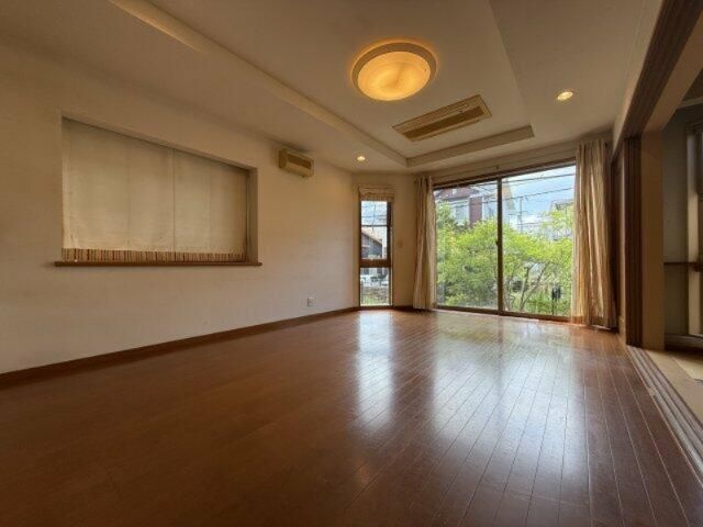 5LDK Detached House for Sale in Matsuyama, Ehime - Thumbnail 2