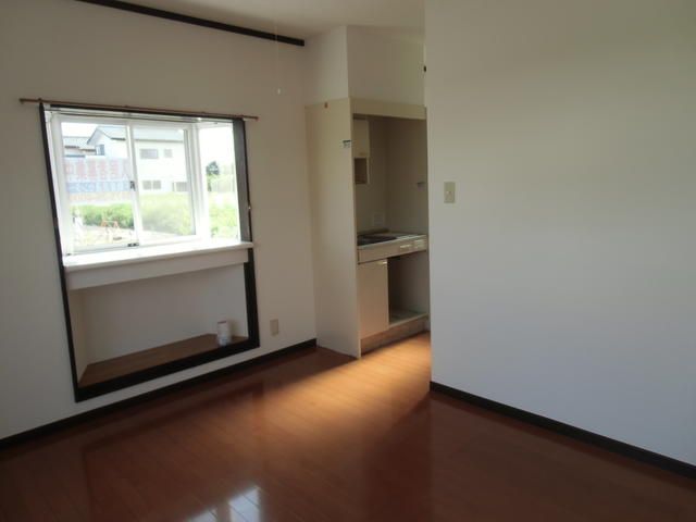 Affordable One-Room Apartment for Rent in Mobara, Chiba - Thumbnail 2