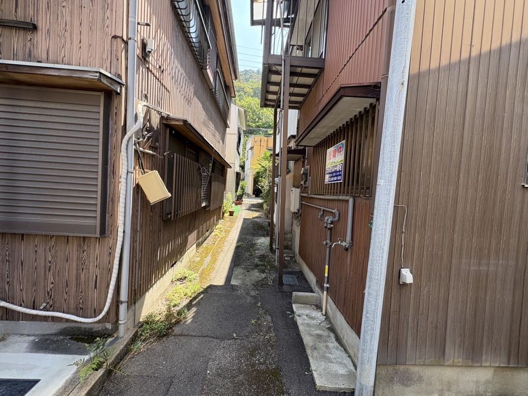 Renovated 1DK House for Sale in Takamatsu, Kagawa - Investment Ready - Thumbnail 4