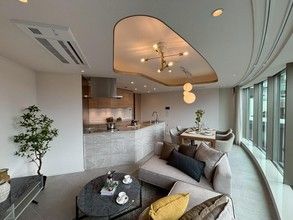 2LDK Apartment for Sale in Kita-Aoyama, Minato-ku, Tokyo - Thumbnail 2