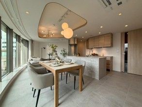 2LDK Apartment for Sale in Kita-Aoyama, Minato-ku, Tokyo - Thumbnail 3