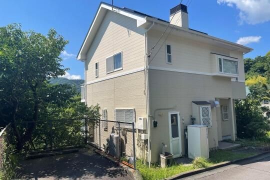 4SLDK+S Detached House with OM Solar & Onsen in Yugawara - Image 1