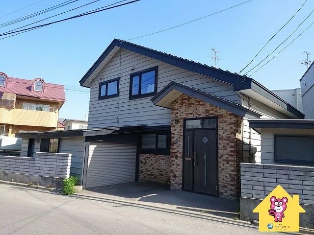 4LDK Corner Lot House for Sale in Hakodate, Hokkaido - Thumbnail 2