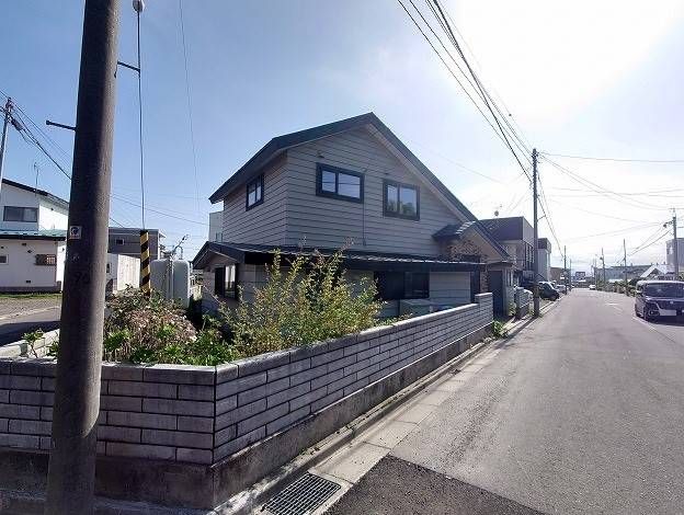 4LDK Corner Lot House for Sale in Hakodate, Hokkaido - Thumbnail 4