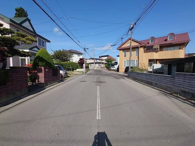 4LDK Corner Lot House for Sale in Hakodate, Hokkaido - Thumbnail 3