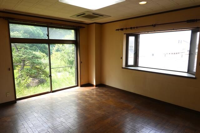 6SLDK House for Sale in Kasugai, Aichi - 511.66 sqm Land - Thumbnail 4