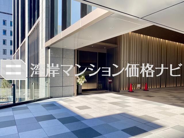 2LDK Apartment in WORLD TOWER RESIDENCE with Tokyo Tower View - Thumbnail 2