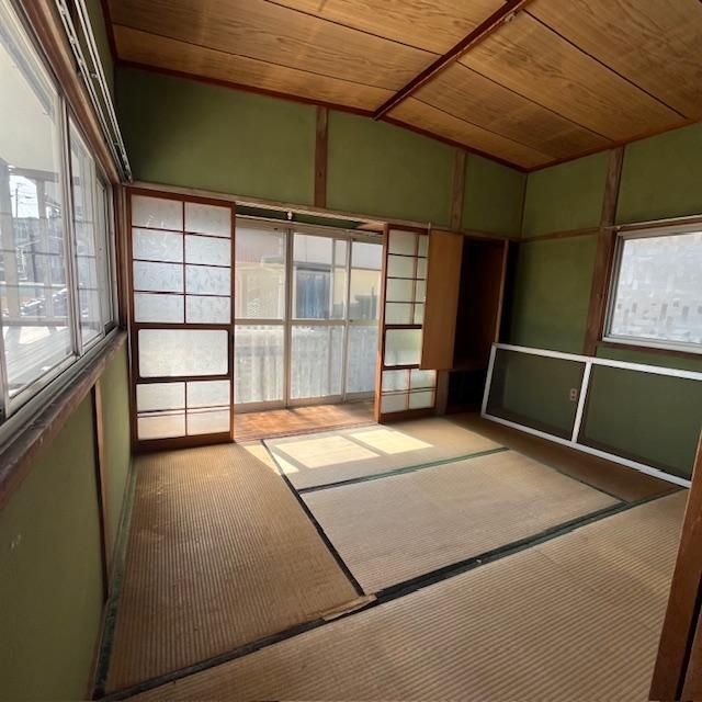 Vacant 3DK House for Sale in Sasebo, Nagasaki - Thumbnail 4
