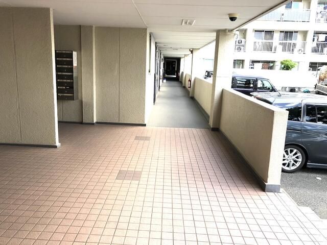 2LDK Corner Apartment for Sale in Sakai, Osaka - 680万円 - Thumbnail 3