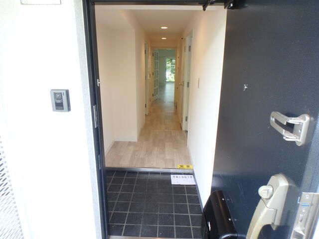 4LDK Apartment with Private Garden in Minoh, Osaka - Thumbnail 4