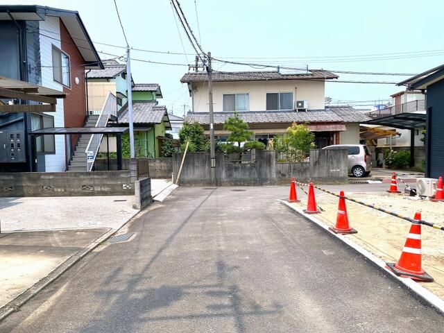 4DK Detached House for Sale in Matsuyama, Ehime - Thumbnail 4