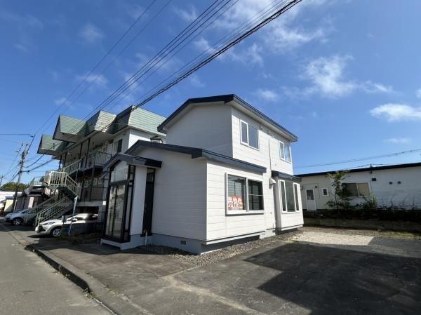 Renovated 5LDK House for Sale in Tomakomai, Hokkaido - Thumbnail 2