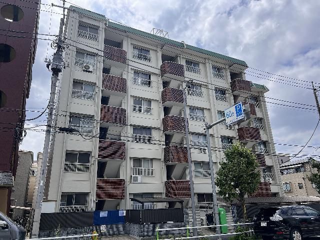 3DK Apartment for Sale in Takashimadaira, Itabashi, Tokyo - Thumbnail 3