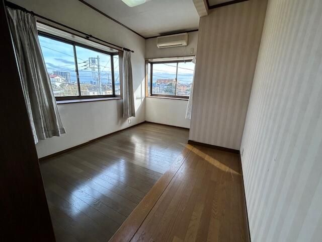 5DK Detached House for Sale in Hodogaya, Yokohama - Thumbnail 3