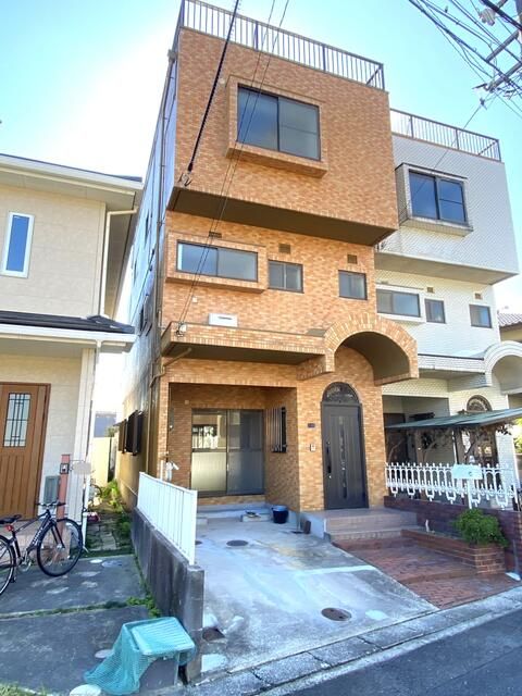 Renovated 4LDK House near Oomori Station, Nagoya - Thumbnail 2