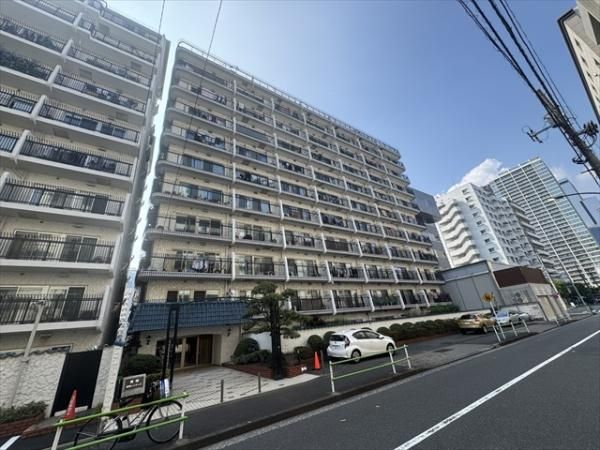 1LDK Apartment for Sale in Minato Ward, Tokyo - 52.51 sqm - Thumbnail 2