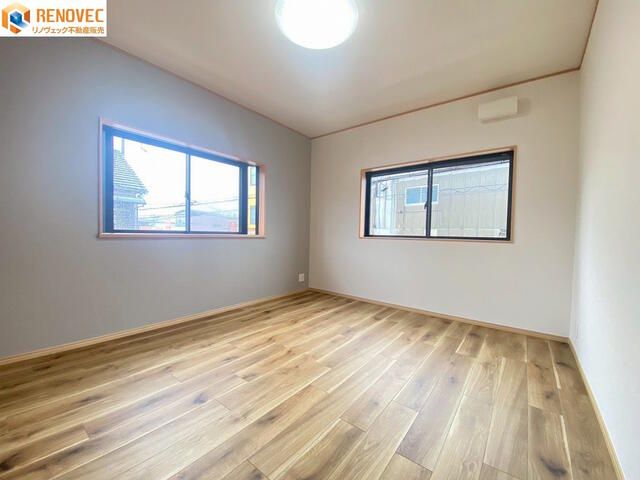 Renovated 4LDK House for Sale in Sakai, Osaka - Thumbnail 4