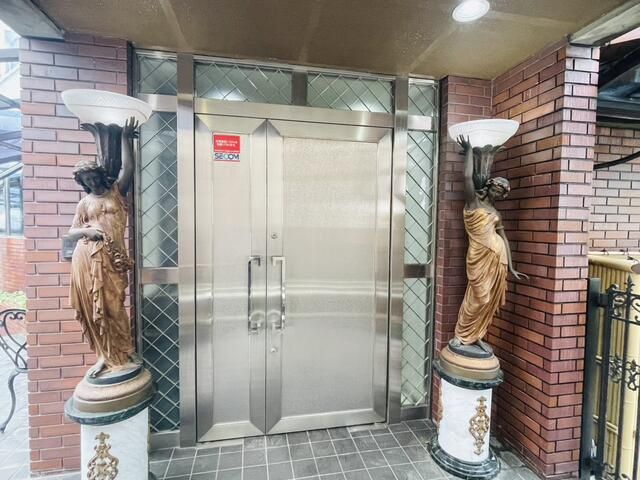 5SLDK Detached House with Garden for Sale in Nagoya Midori Ward - Thumbnail 3