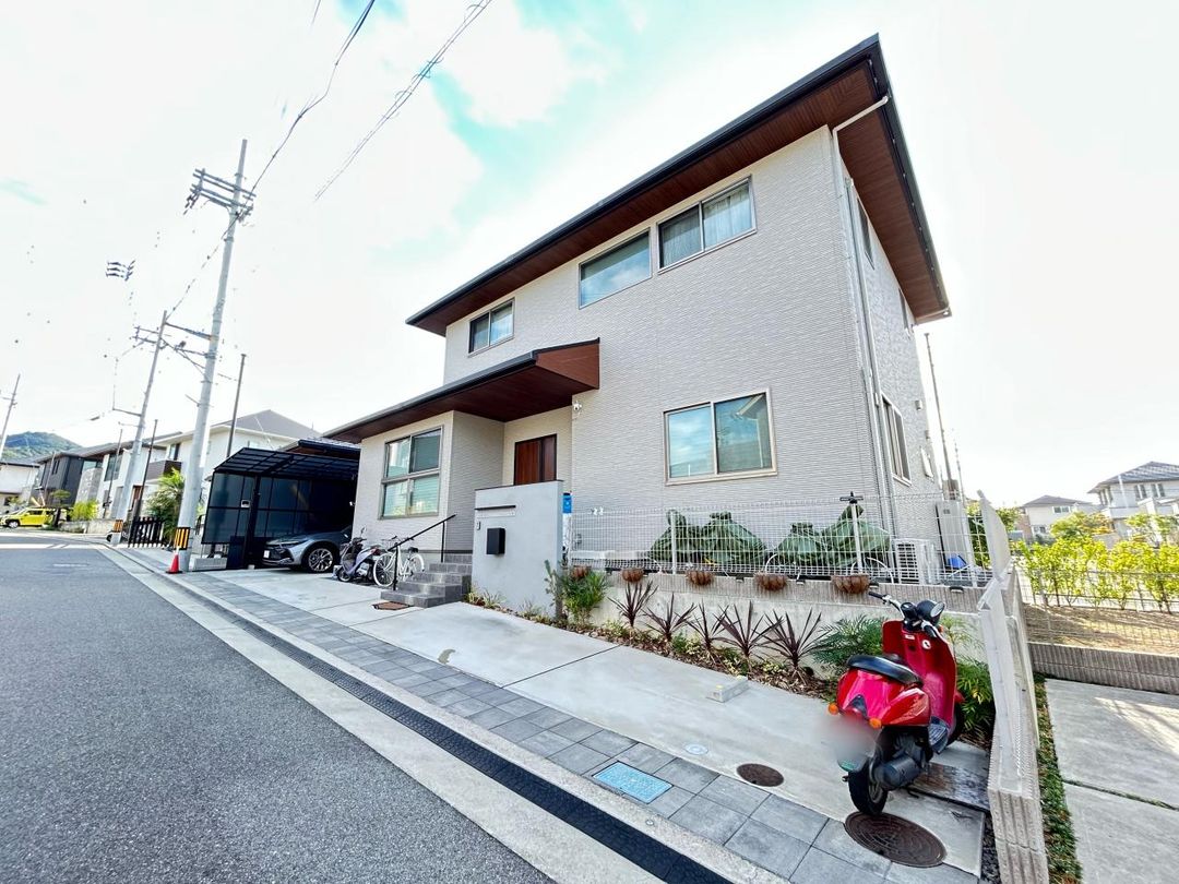 2022 Sumitomo Forestry 5LDK House in Hannan, Osaka - Thumbnail 3