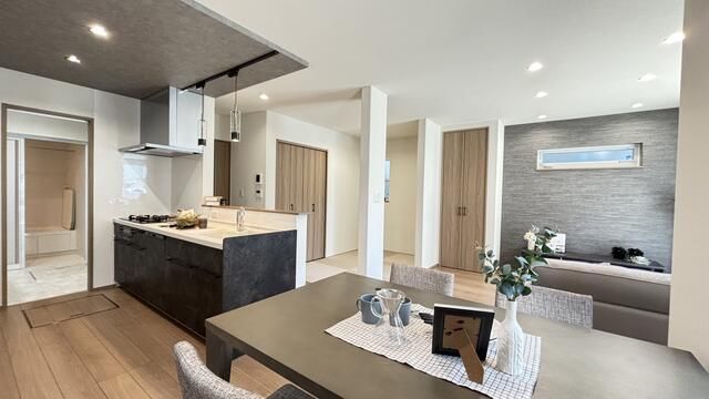 New 3LDK House in Toyohashi with Long-Term Superior Housing Certification - Thumbnail 4