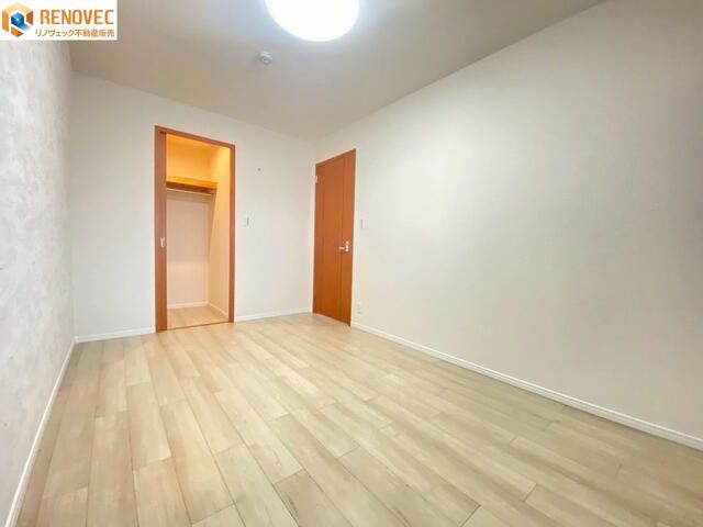 Renovated 4LDK Apartment for Sale near Otori Station, Sakai - Thumbnail 4
