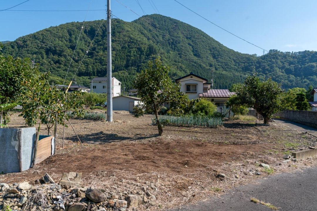 Farmhouse with Land & Gardens for Sale in Chikuma, Nagano - Thumbnail 3