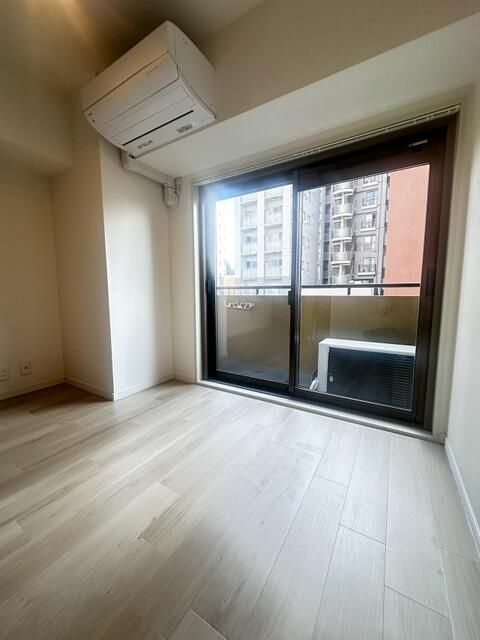 1K Investment Condo for Sale in Nezu, Bunkyo, Tokyo - Thumbnail 3