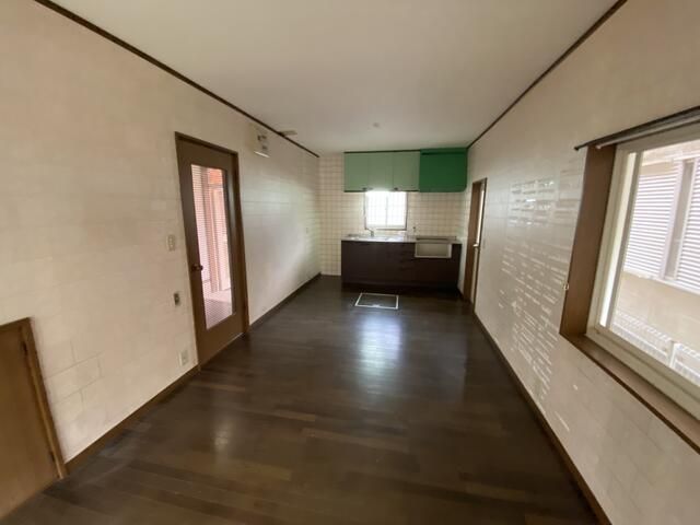 Used 4LDK House for Sale in Aridagawa, Wakayama - Thumbnail 4