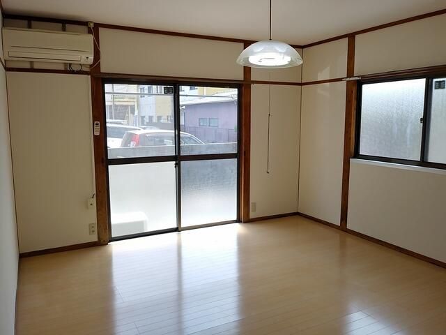 1K Apartment for Rent in Kumamoto Higashi Ward - Pet Friendly - Thumbnail 4