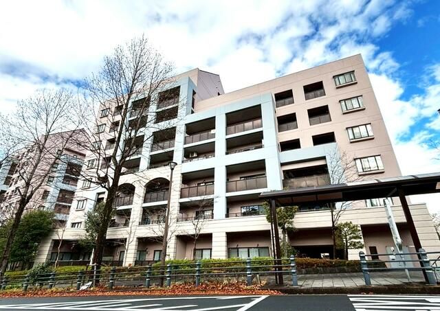 2LDK Apartment in Hachioji with 84sqm, South View, 1995 Build - Thumbnail 3
