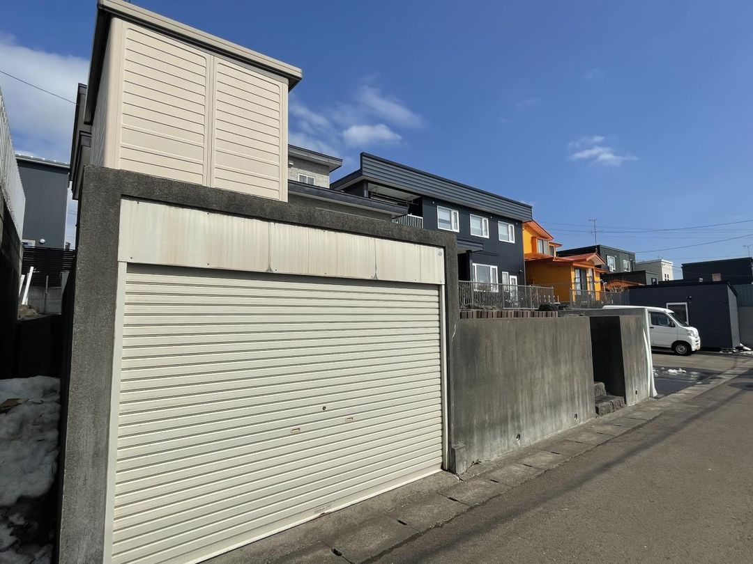 5LDK Detached House for Sale in Muroran, Hokkaido - Thumbnail 3