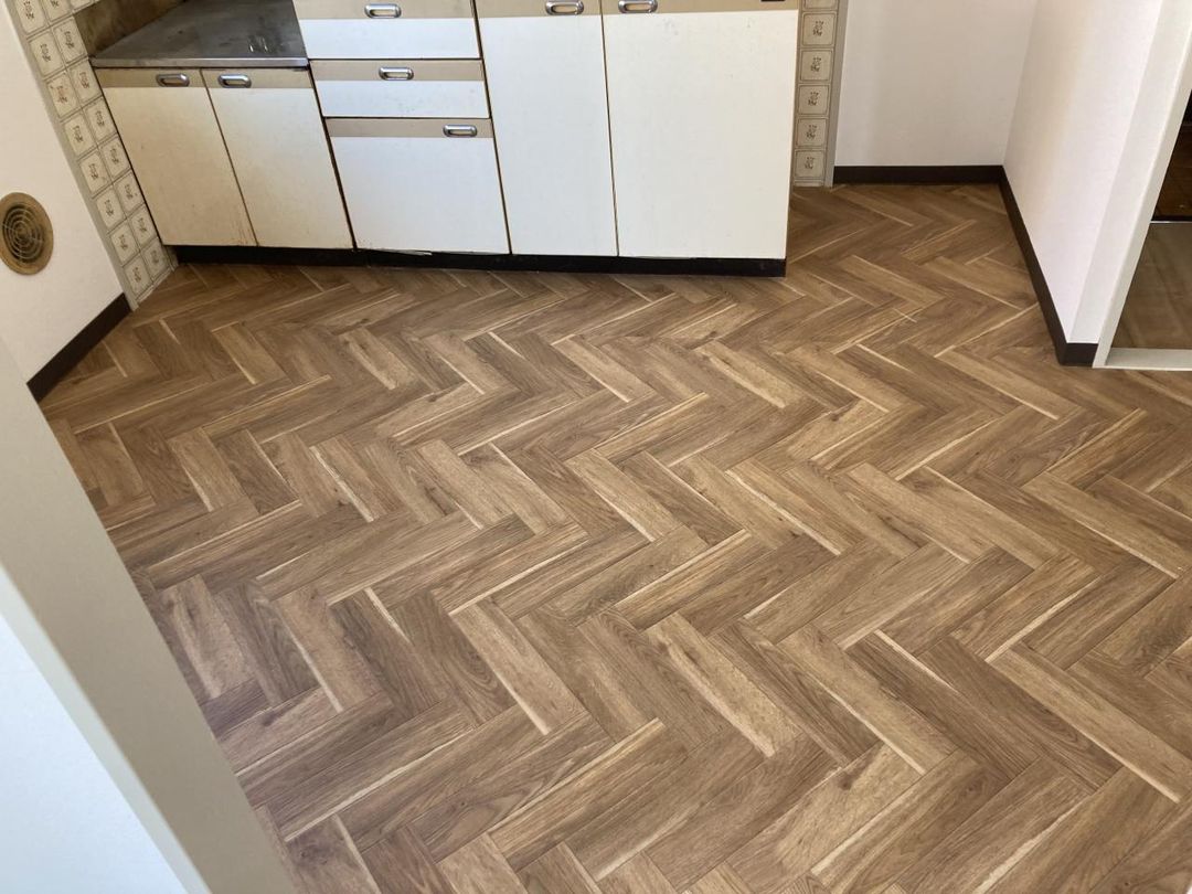 Renovated 2DK Apartment with River Views in Sumida, Tokyo - Thumbnail 2