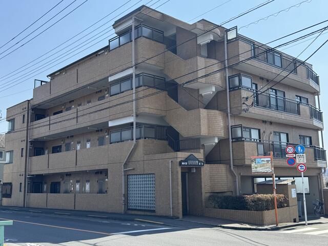 3DK Apartment for Sale in Fussa, Tokyo - 54.3 sqm - Thumbnail 2