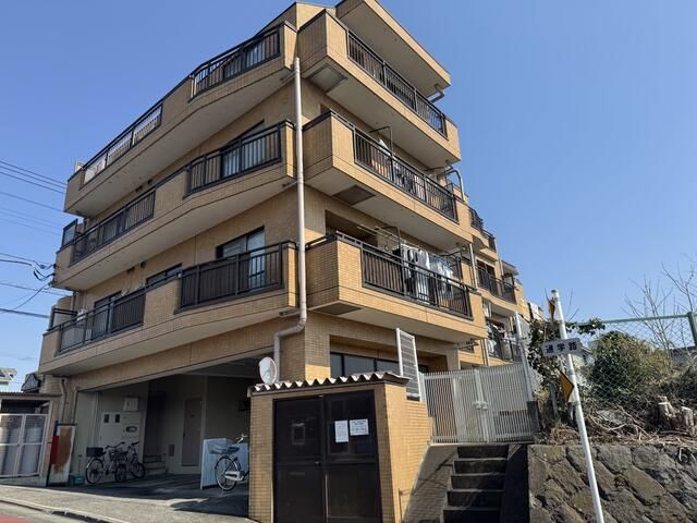 3DK Apartment for Sale in Fussa, Tokyo - 54.3 sqm - Thumbnail 3