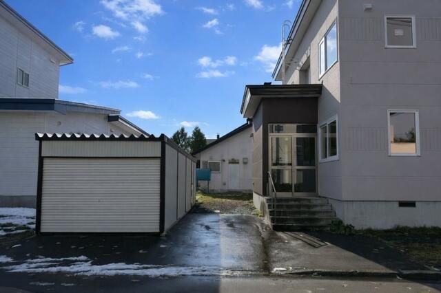 5LDK Cold-Climate Updated House for Sale in Asahikawa, Hokkaido - Thumbnail 2