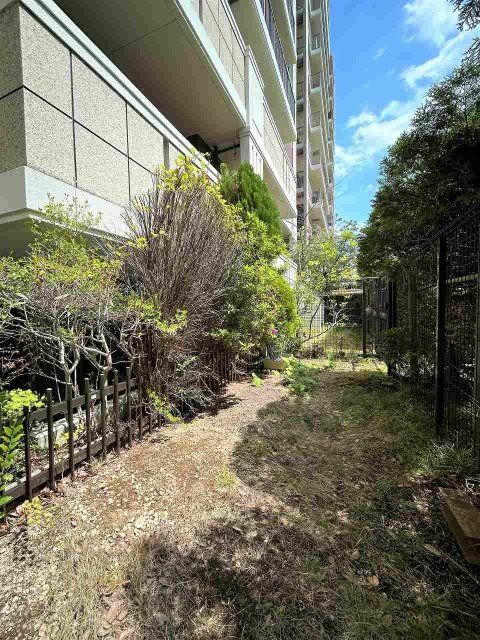 4LDK Apartment for Sale in Inagi City, Tokyo - 111.82 sqm - Thumbnail 4
