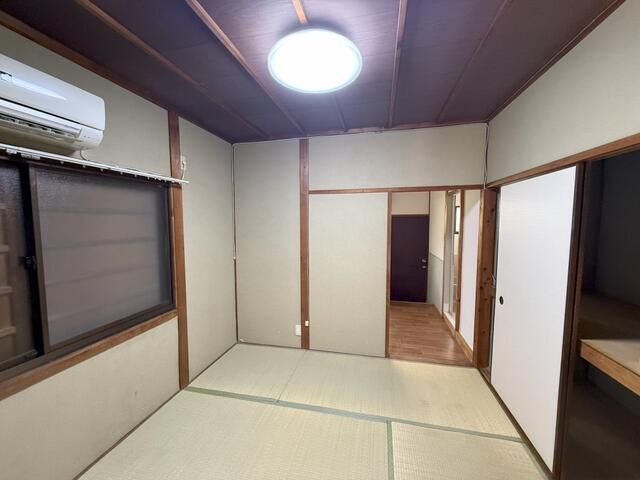 Terrace House for Rent in Minoh, Osaka - 3DK, Near Station - Thumbnail 3