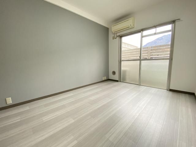 Affordable 1R Apartment for Rent in Hiroshima's Asakita Ward - Thumbnail 3