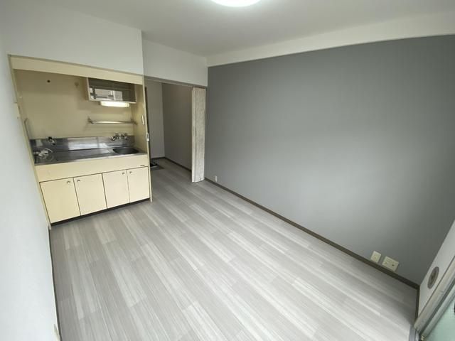 Affordable 1R Apartment for Rent in Hiroshima's Asakita Ward - Thumbnail 2