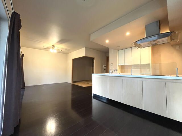 2SLDK Apartment for Sale in Machida, Tokyo - 73.47 sqm - Thumbnail 4
